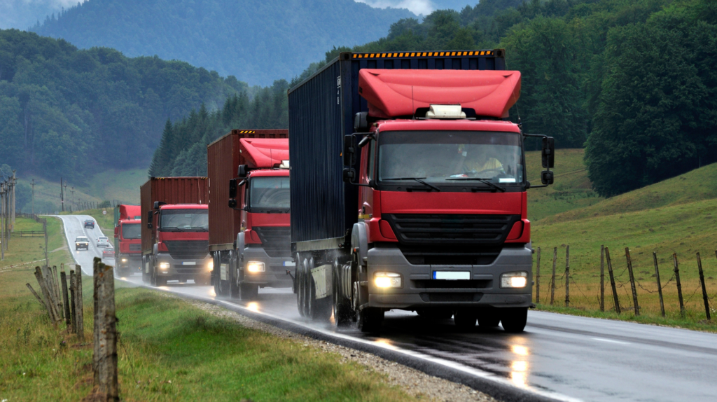 camioane care merg pe drum si au platit taxa tollro